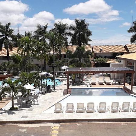 Apartamento Diroma Resort Caldas Novas Exterior photo